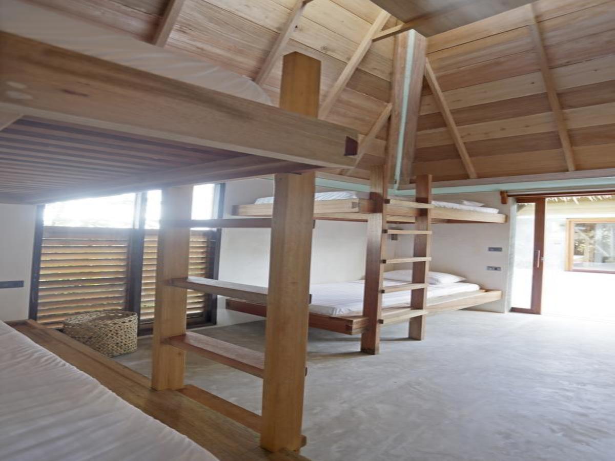 Bravo Beach Resort General Luna  Eksteriør billede