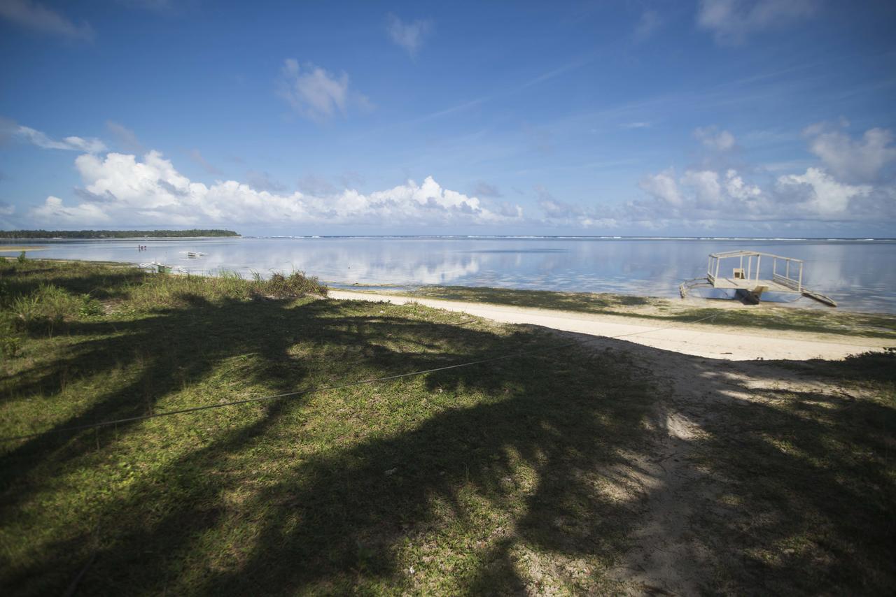 Bravo Beach Resort General Luna  Eksteriør billede