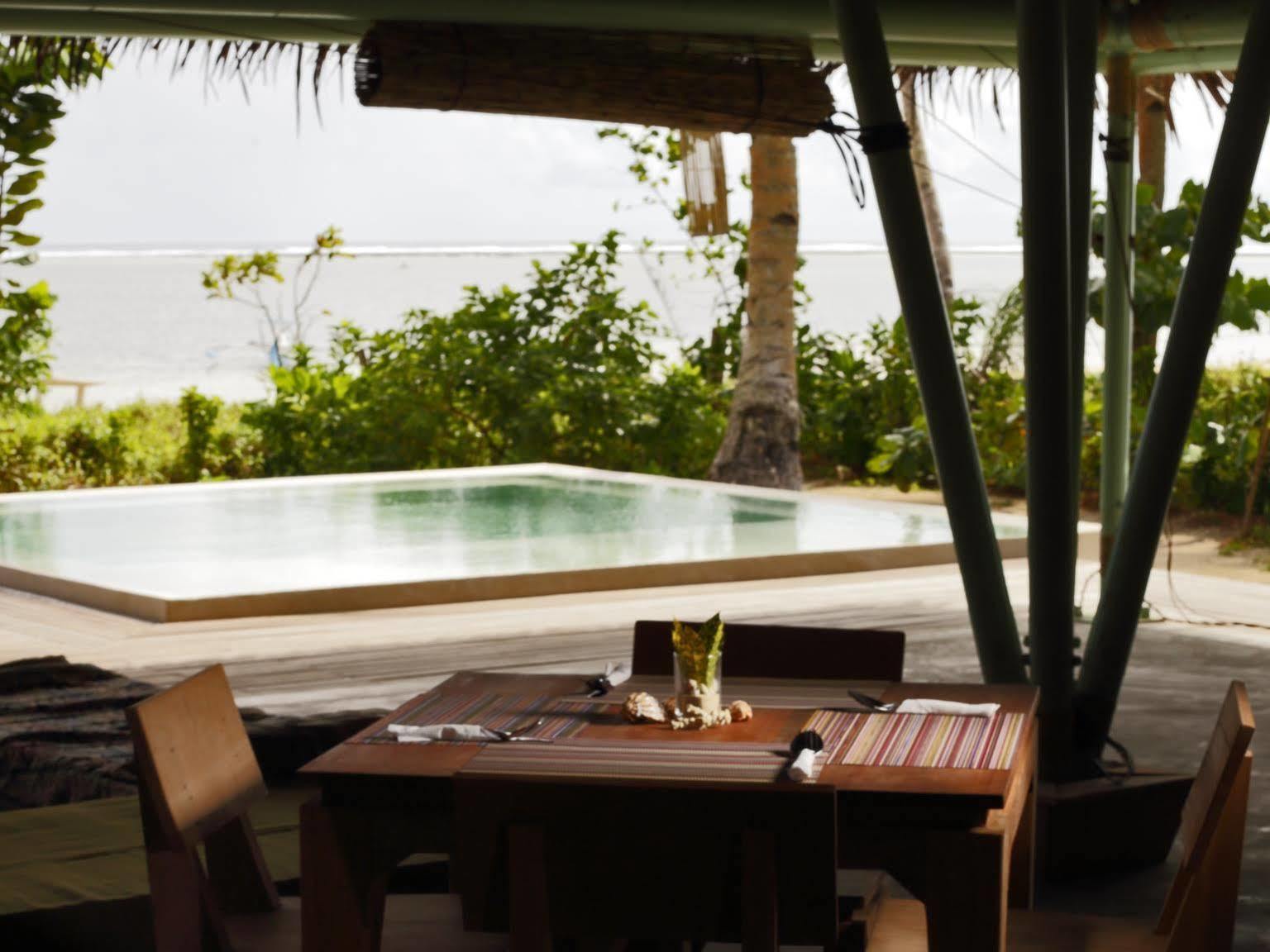 Bravo Beach Resort General Luna  Eksteriør billede
