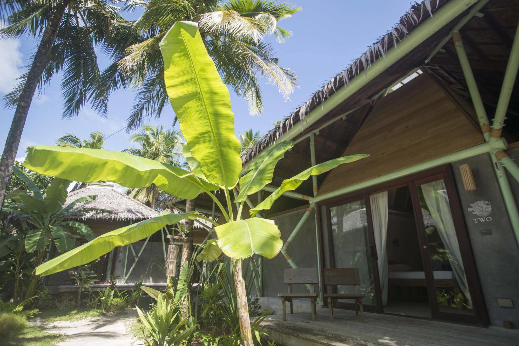Bravo Beach Resort General Luna  Eksteriør billede
