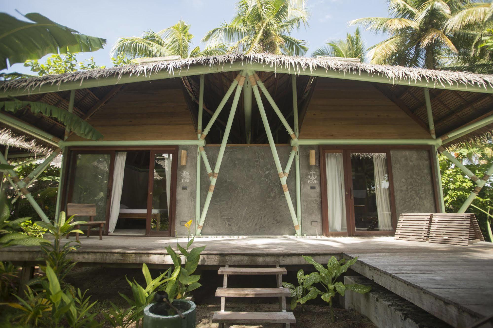 Bravo Beach Resort General Luna  Eksteriør billede