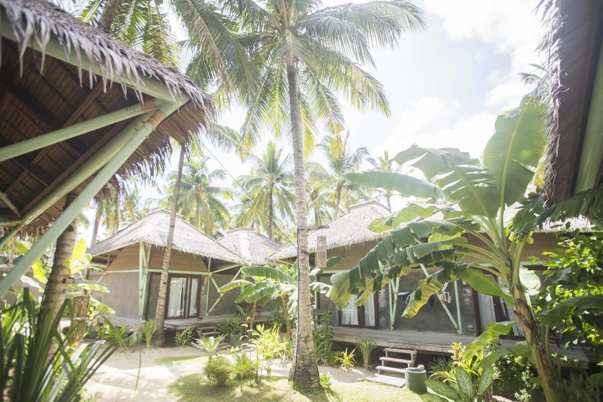 Bravo Beach Resort General Luna  Eksteriør billede