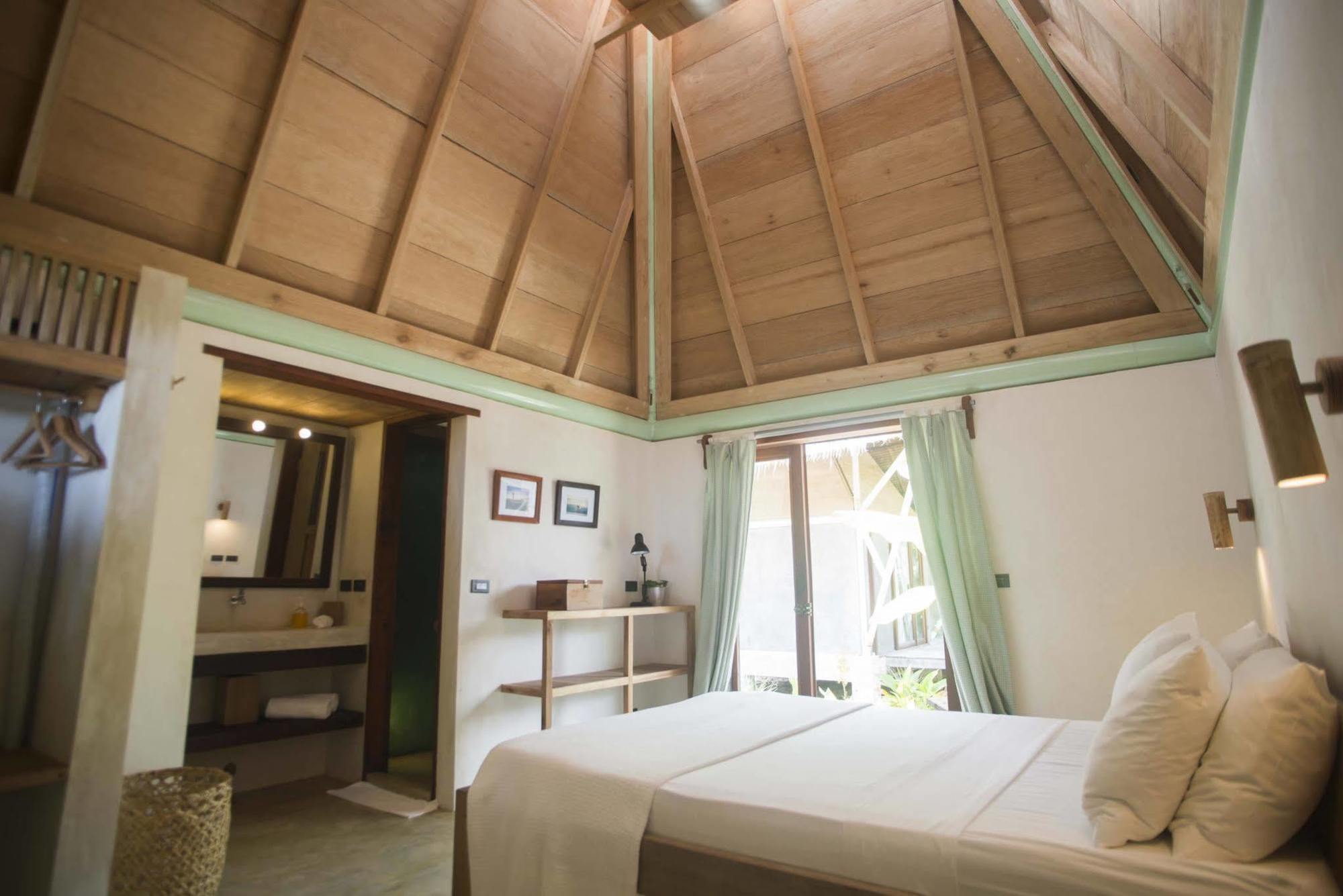 Bravo Beach Resort General Luna  Eksteriør billede