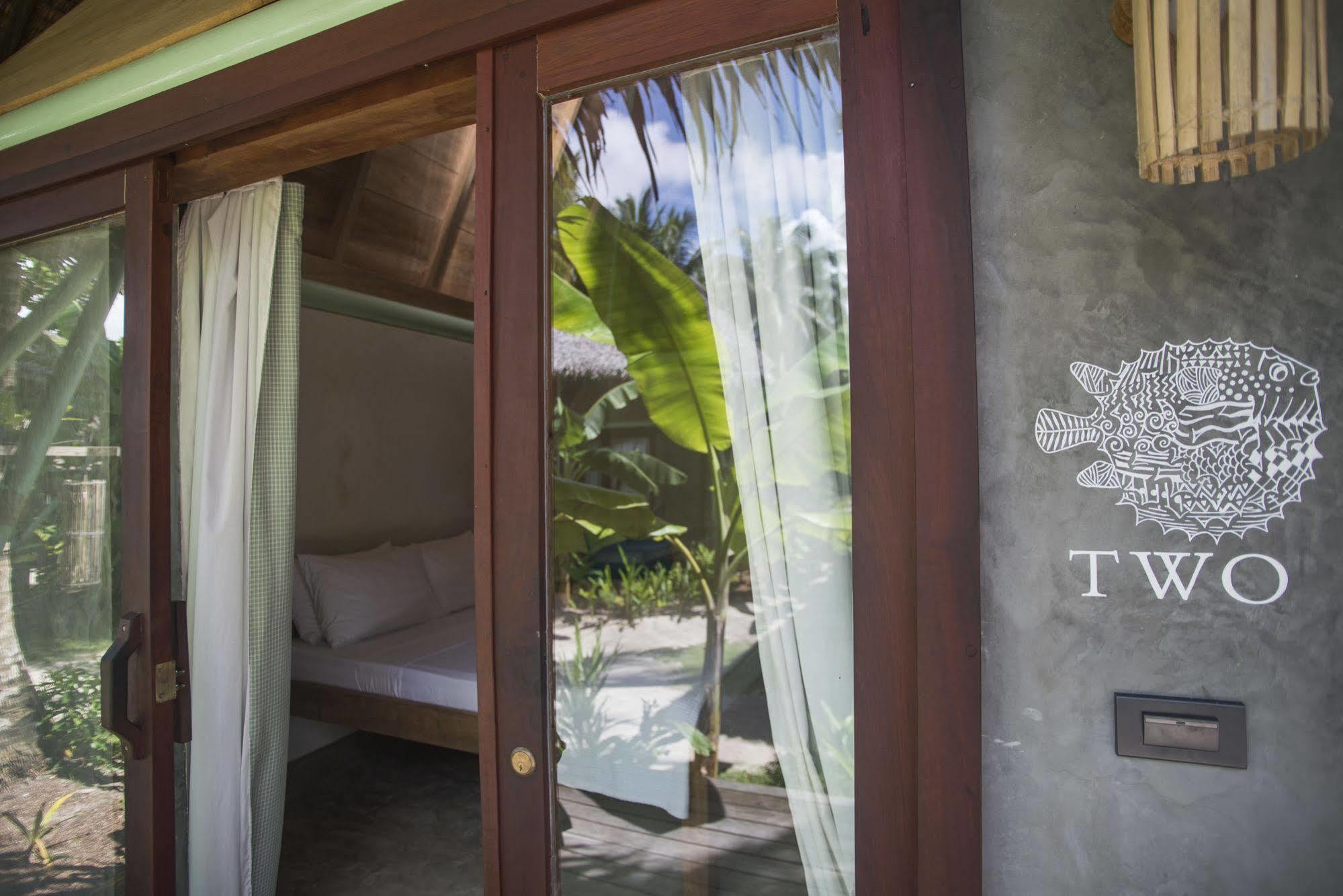 Bravo Beach Resort General Luna  Eksteriør billede